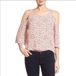 Cupcakes & Cashmere Lisbon Cold Shoulder Top